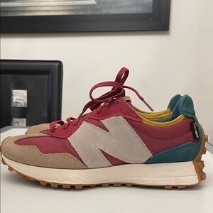 NEW BALANCE 327 RUNNING SNEAKERS MENS SIZE 10